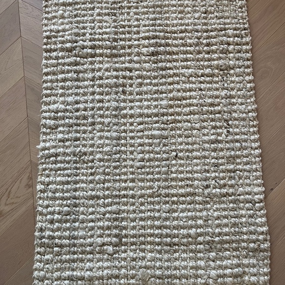 New with tags - Natural Jute Rug (2”x3”) - Picture 2 of 4